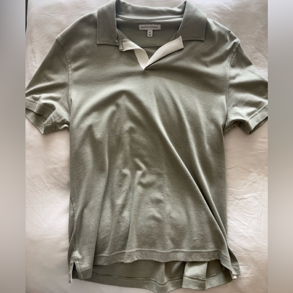 Banana Republic Men's Sage/Olive Polo Shirt